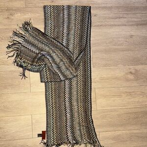 Missoni Multicolor Zigzag Knit Scarf